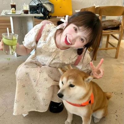 像两滴水